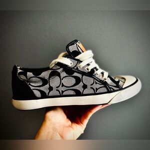 Coach Shoes Womens Barrett Logo Casual Lace Up Sneakers Fabric Cap Toe Sz 6.5B